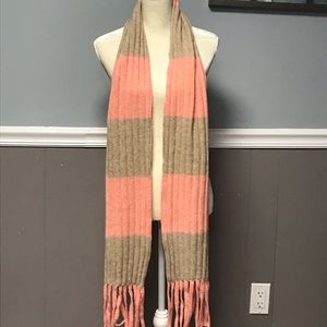 NWT LE BON MARCHE PARIS Scarf